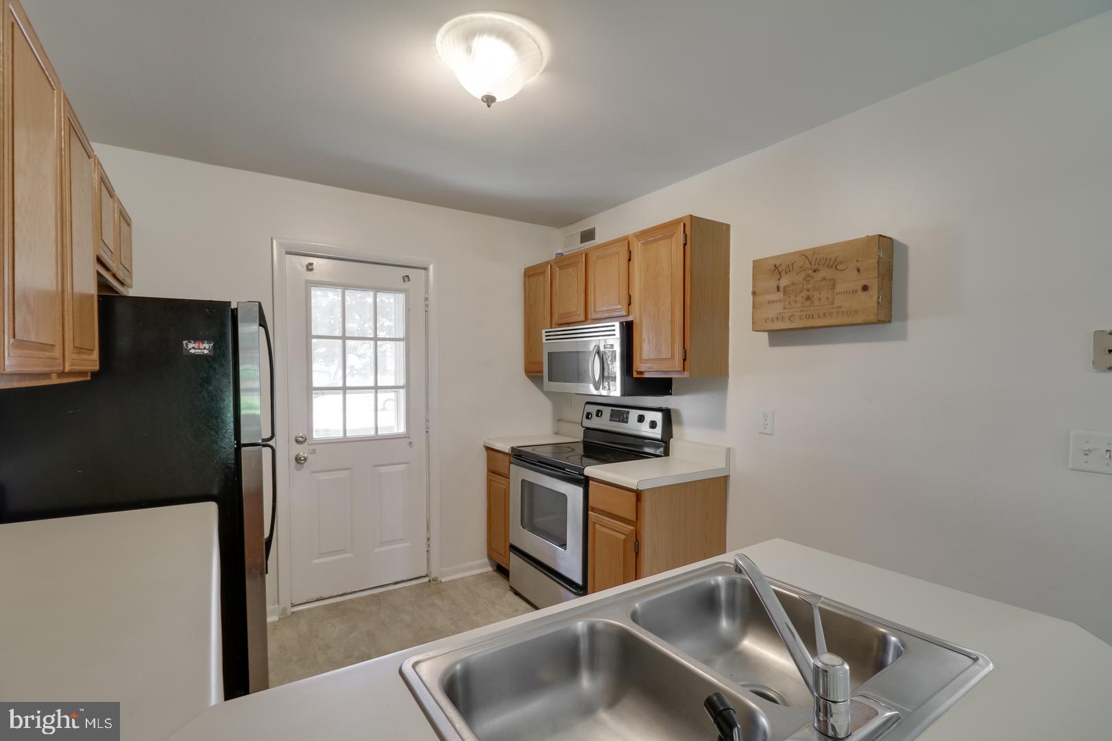 102 North Caroline Place, Unit 103 Dover, DE 19904 - Photo 5 of 19