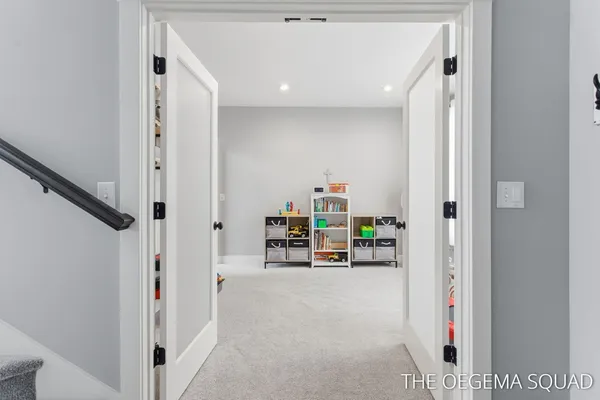 $775,000 | 13711 Harrington Landing, Holland, MI 49424