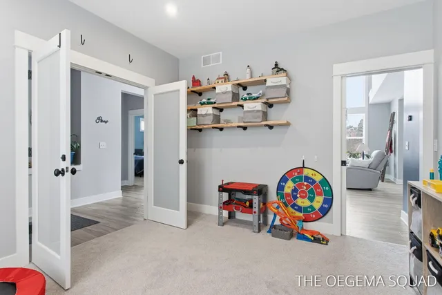 $775,000 | 13711 Harrington Landing, Holland, MI 49424