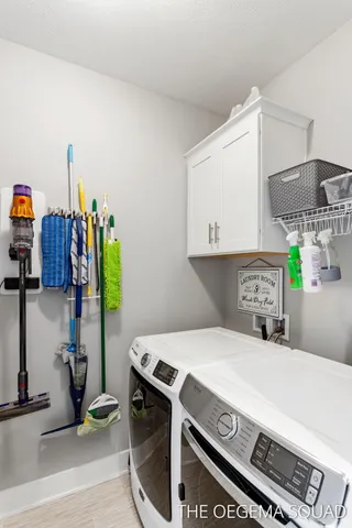 $775,000 | 13711 Harrington Landing, Holland, MI 49424