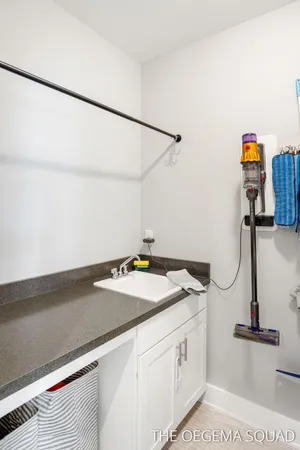 $775,000 | 13711 Harrington Landing, Holland, MI 49424