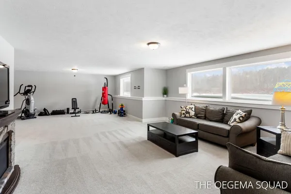 $775,000 | 13711 Harrington Landing, Holland, MI 49424