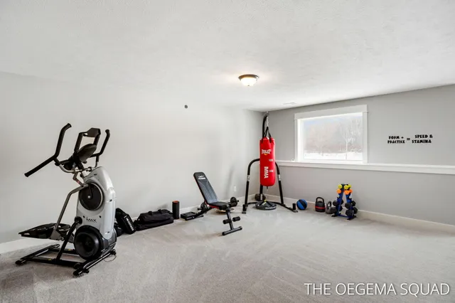 $775,000 | 13711 Harrington Landing, Holland, MI 49424