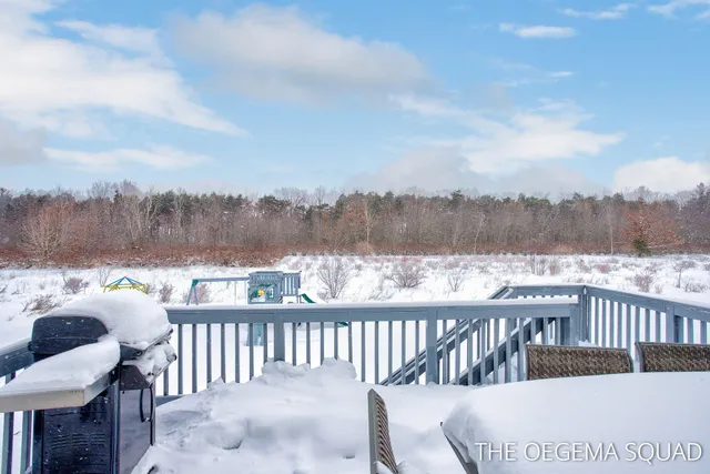 $775,000 | 13711 Harrington Landing, Holland, MI 49424