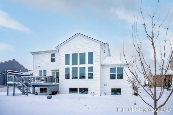 $775,000 | 13711 Harrington Landing, Holland, MI 49424