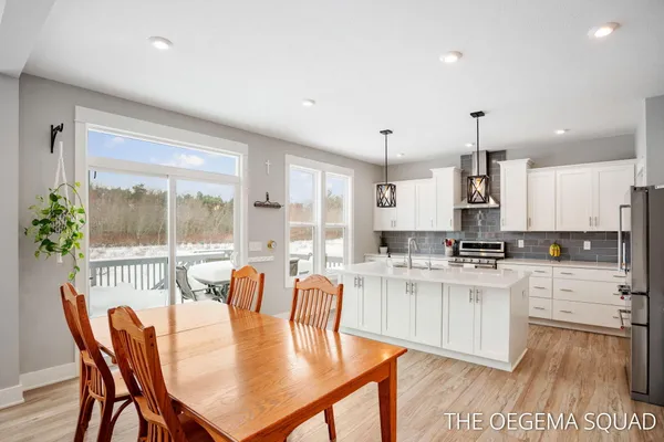 $775,000 | 13711 Harrington Landing, Holland, MI 49424