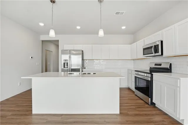 $280,714 | 12414 South Acacia Drive, Lee's Summit, MO 64086