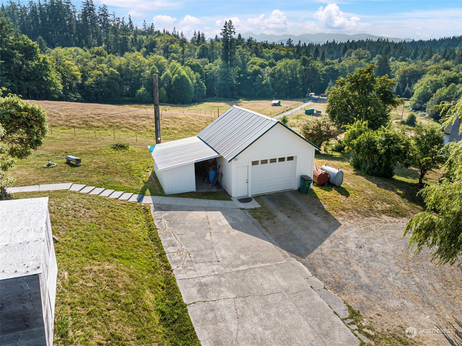 21722 Pugh Road Northeast Poulsbo, WA 98370 - Photo 19 of 25 Gallery Image 19