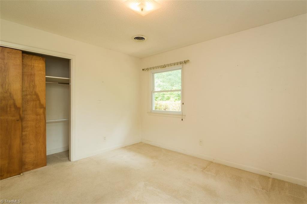 704 Sellars Mill Road Burlington, NC 27217 - Photo 15 of 23 Gallery Image 15