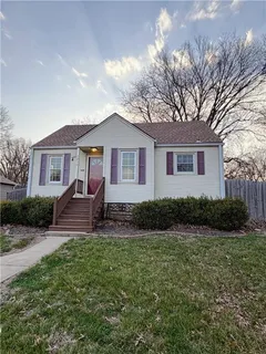 $225,000 | 5210 Newton Street, Overland Park, KS 66202