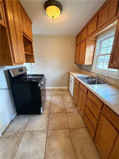 $225,000 | 5210 Newton Street, Overland Park, KS 66202
