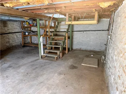 $225,000 | 5210 Newton Street, Overland Park, KS 66202