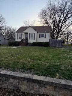 $225,000 | 5210 Newton Street, Overland Park, KS 66202