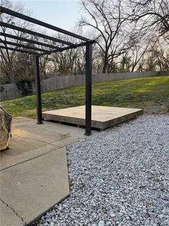 $225,000 | 5210 Newton Street, Overland Park, KS 66202