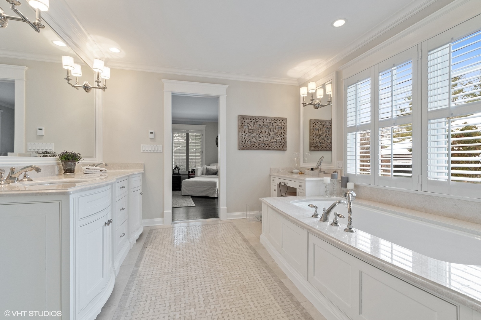 593 Rosemary Road Lake Forest, IL 60045 - Photo 21 of 48