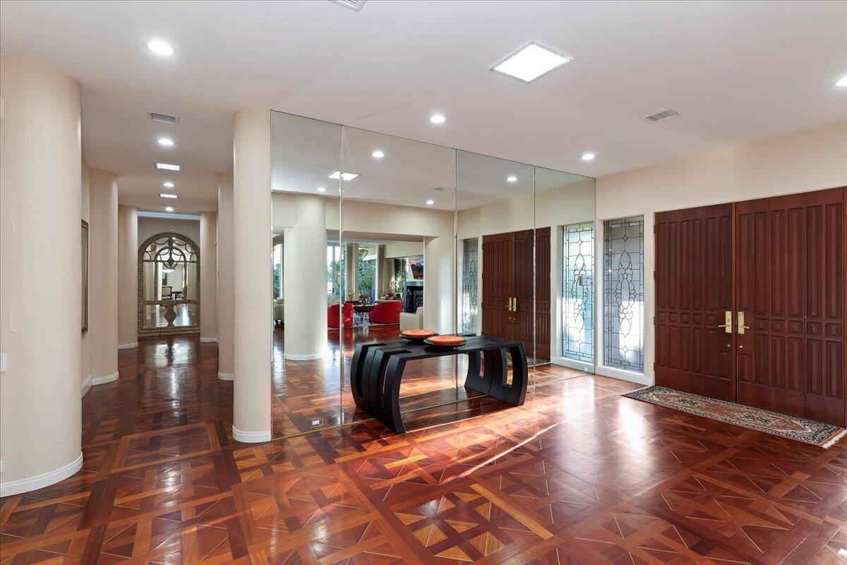 2 Deerfield Court Rancho Mirage, CA 92270 - Photo 21 of 104 018-Entry and Foyer
