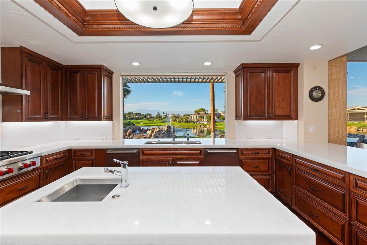 2 Deerfield Court Rancho Mirage, CA 92270 - Photo 35 of 104 032-Kitchen