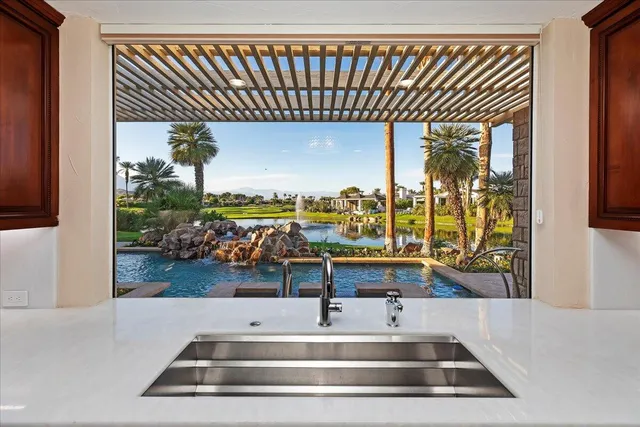 $2,500,000 | 2 Deerfield Court, Rancho Mirage, CA 92270