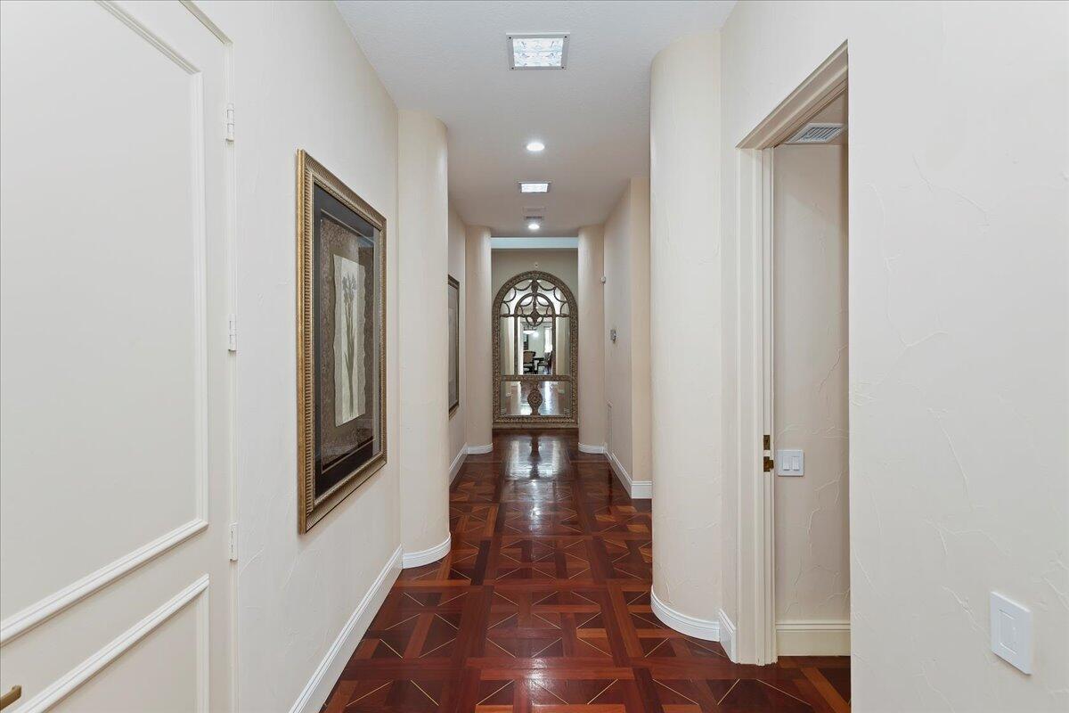 2 Deerfield Court Rancho Mirage, CA 92270 - Photo 46 of 104 043-Hallway