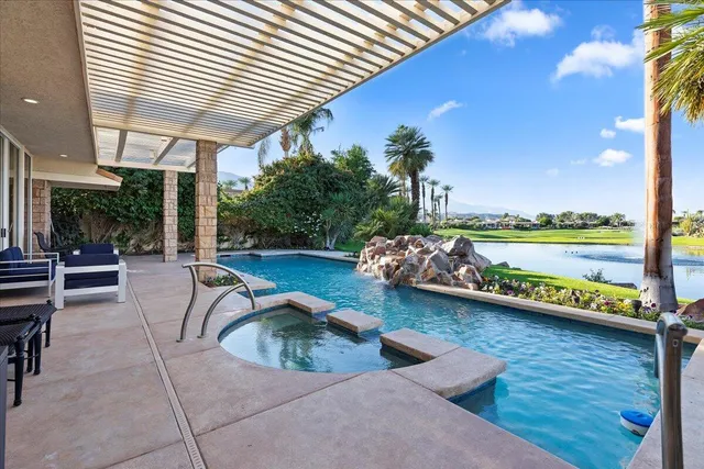 $2,500,000 | 2 Deerfield Court, Rancho Mirage, CA 92270