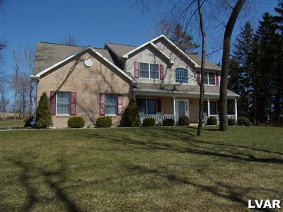 280 Smith Road Bath, PA 18014 - Photo 3 of 18 Front of home