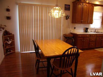 280 Smith Road Bath, PA 18014 - Photo 9 of 18 Breakfast Nook