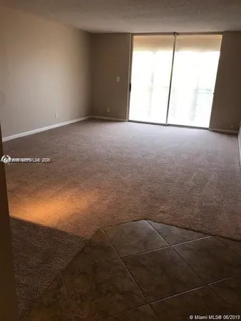 $2,000 | 406 Northwest 68th Avenue, Unit 403, Plantation, FL 33317