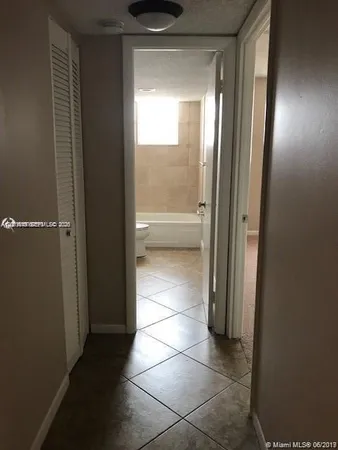 $2,000 | 406 Northwest 68th Avenue, Unit 403, Plantation, FL 33317