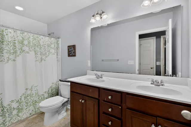 $475,000 | 430 Cherrybark Oak Street, Summerville, SC 29486