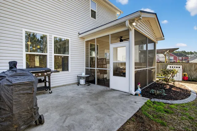 $475,000 | 430 Cherrybark Oak Street, Summerville, SC 29486