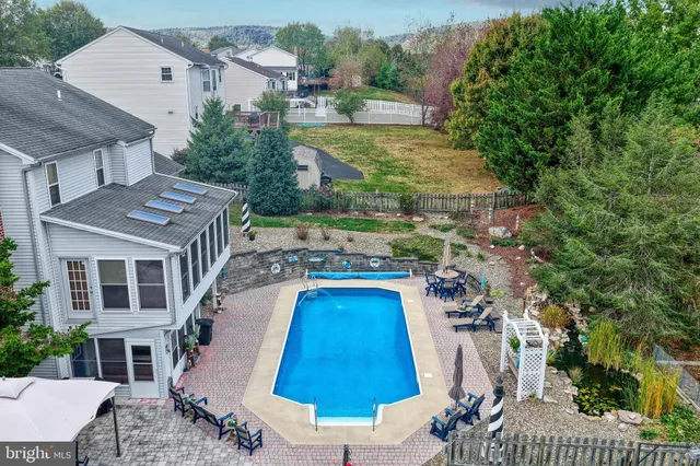 an aerial view of multiple house