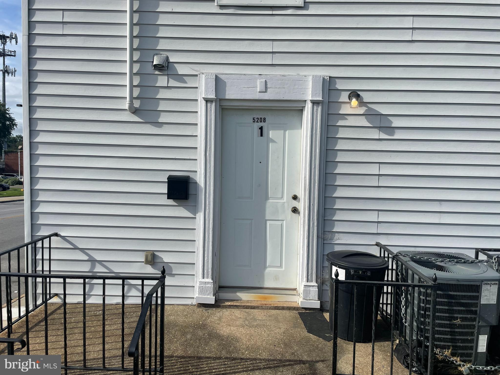 5208 Belair Road Baltimore, MD 21206 - Photo 2 of 82