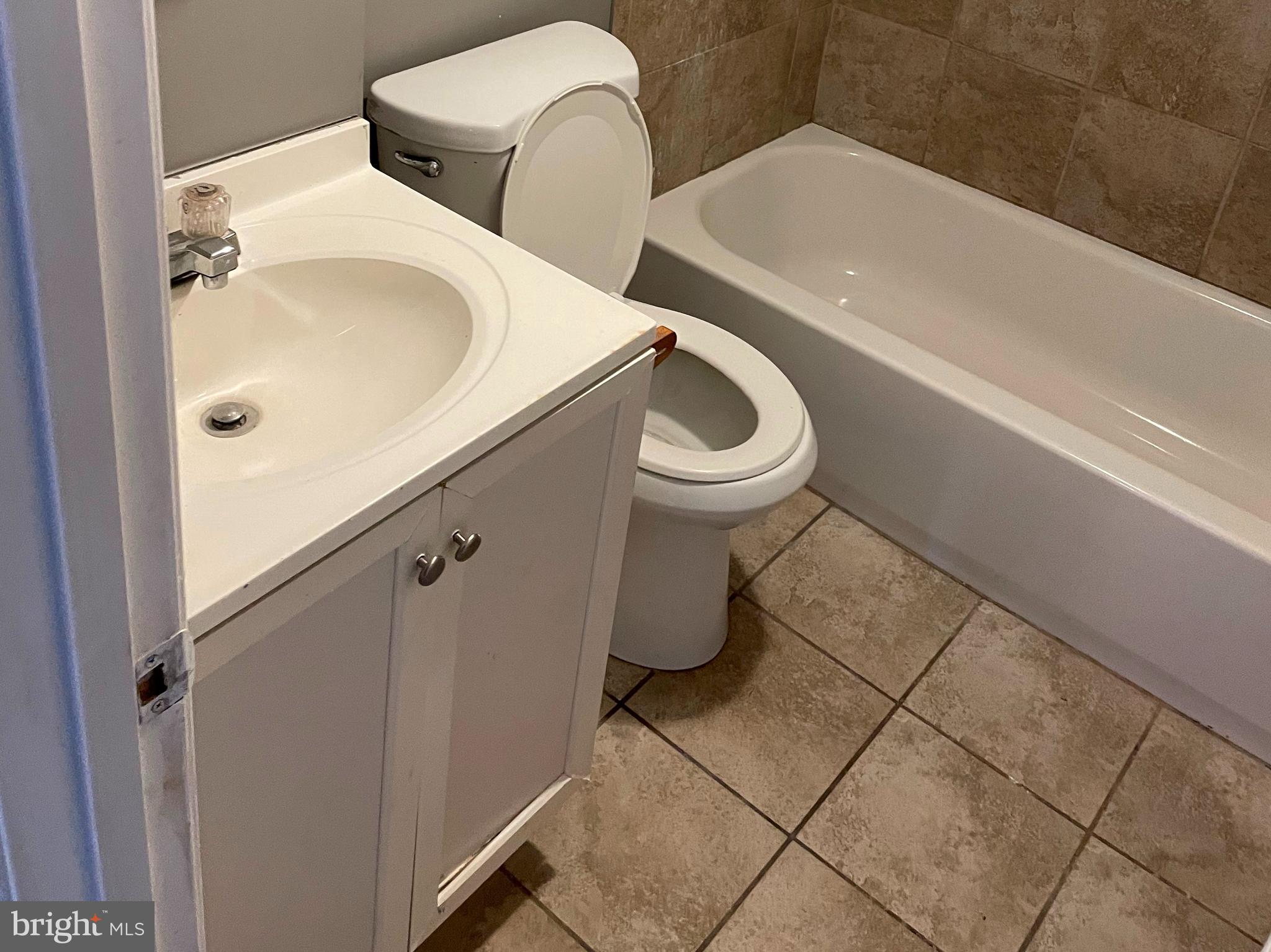 5208 Belair Road Baltimore, MD 21206 - Photo 73 of 82