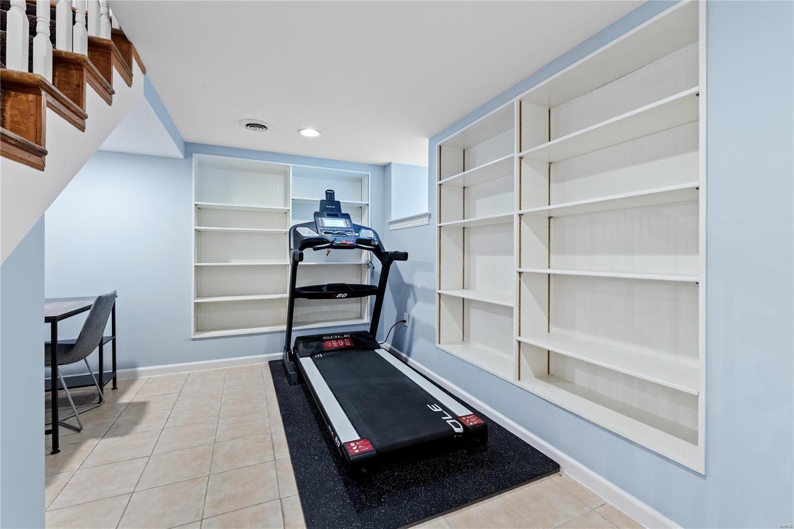 5442 Gresham Avenue St. Louis, MO 63109 - Photo 25 of 32