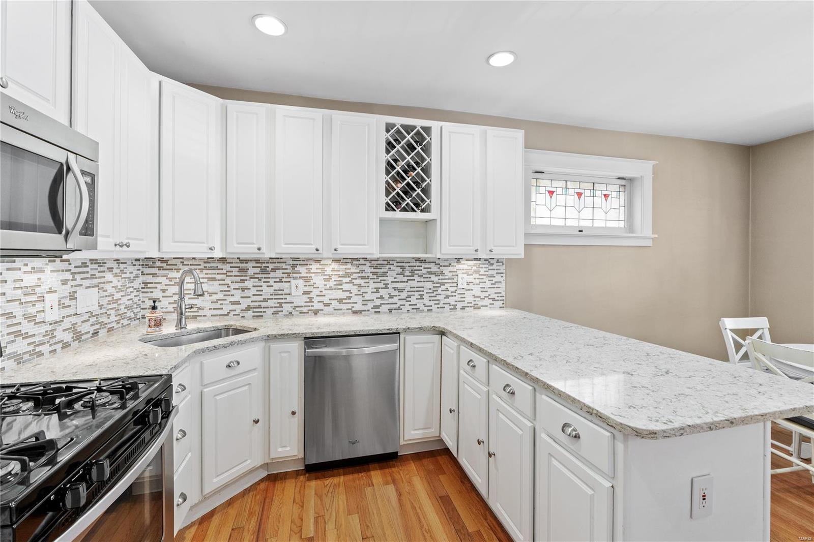 5442 Gresham Avenue St. Louis, MO 63109 - Photo 10 of 32