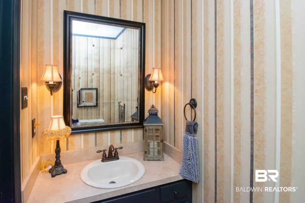 558 Shenandoah Road West Mobile, AL 36608 - Photo 15 of 32