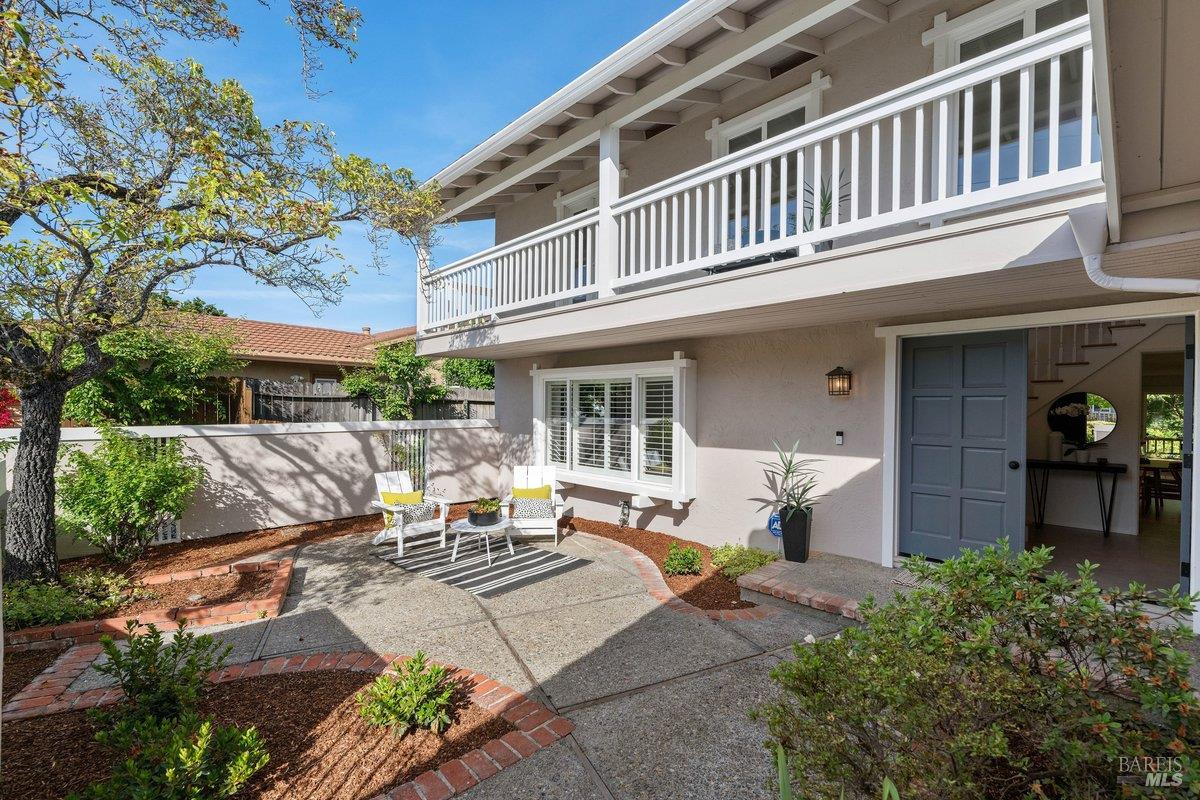 116 Twelveoak Hill Drive San Rafael, CA 94903 - Photo 18 of 93