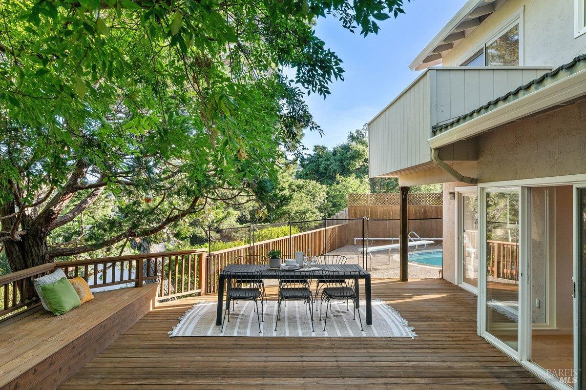 116 Twelveoak Hill Drive San Rafael, CA 94903 - Photo 47 of 93
