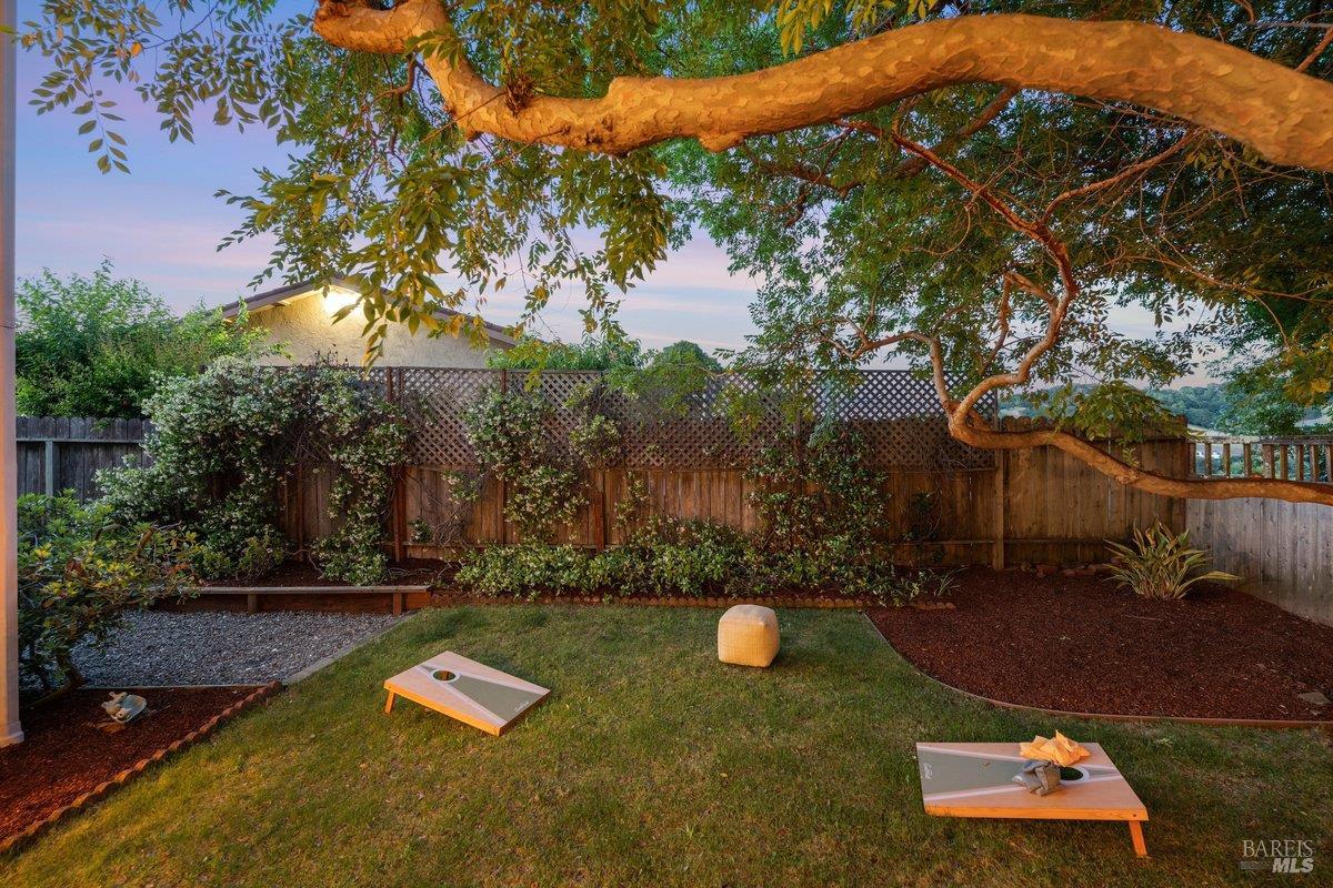 116 Twelveoak Hill Drive San Rafael, CA 94903 - Photo 5 of 93