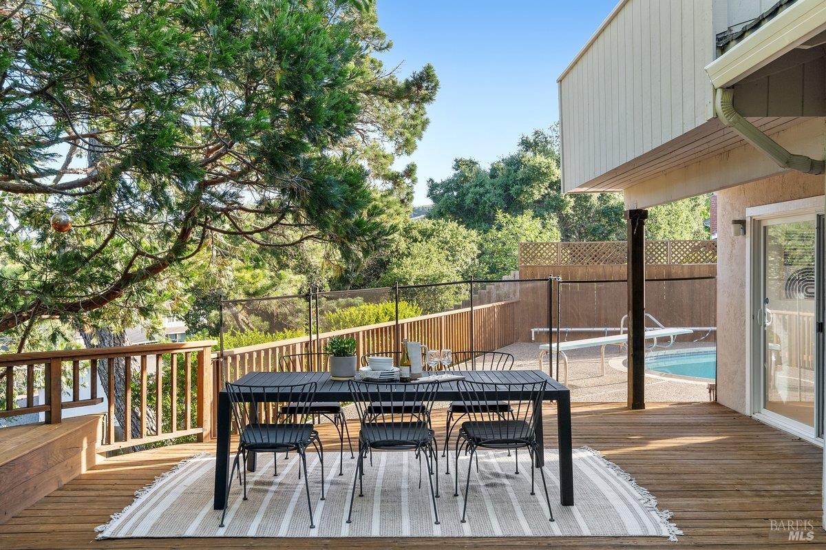 116 Twelveoak Hill Drive San Rafael, CA 94903 - Photo 51 of 93