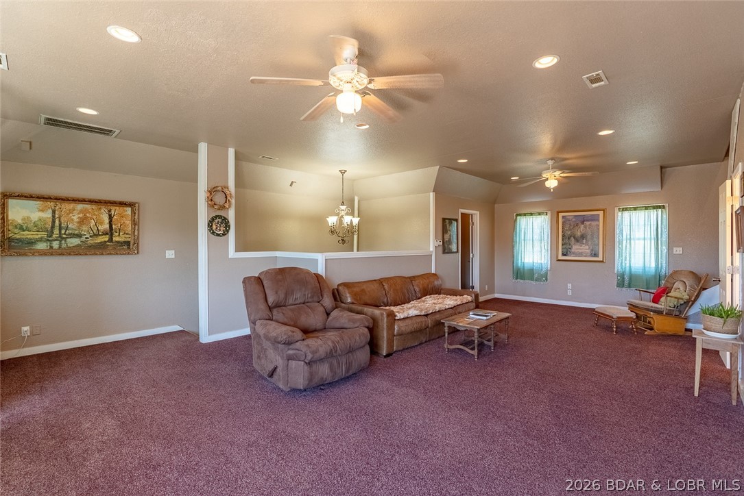 11218 Maries 225 Road Dixon, MO 65459 - Photo 18 of 60