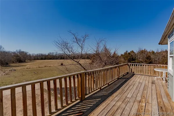 $300,000 | 11218 Maries 225 Road, Dixon, MO 65459