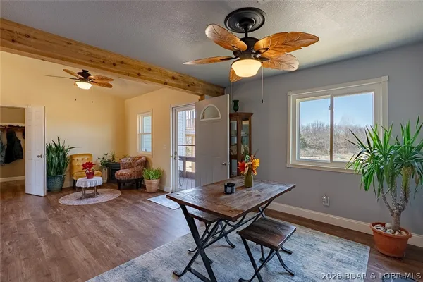 $300,000 | 11218 Maries 225 Road, Dixon, MO 65459