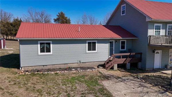 $300,000 | 11218 Maries 225 Road, Dixon, MO 65459