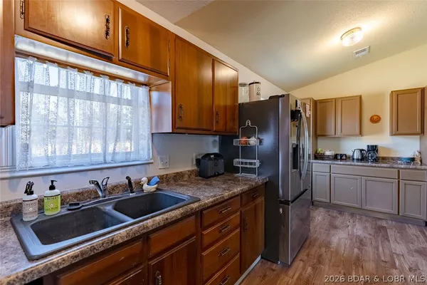 $300,000 | 11218 Maries 225 Road, Dixon, MO 65459