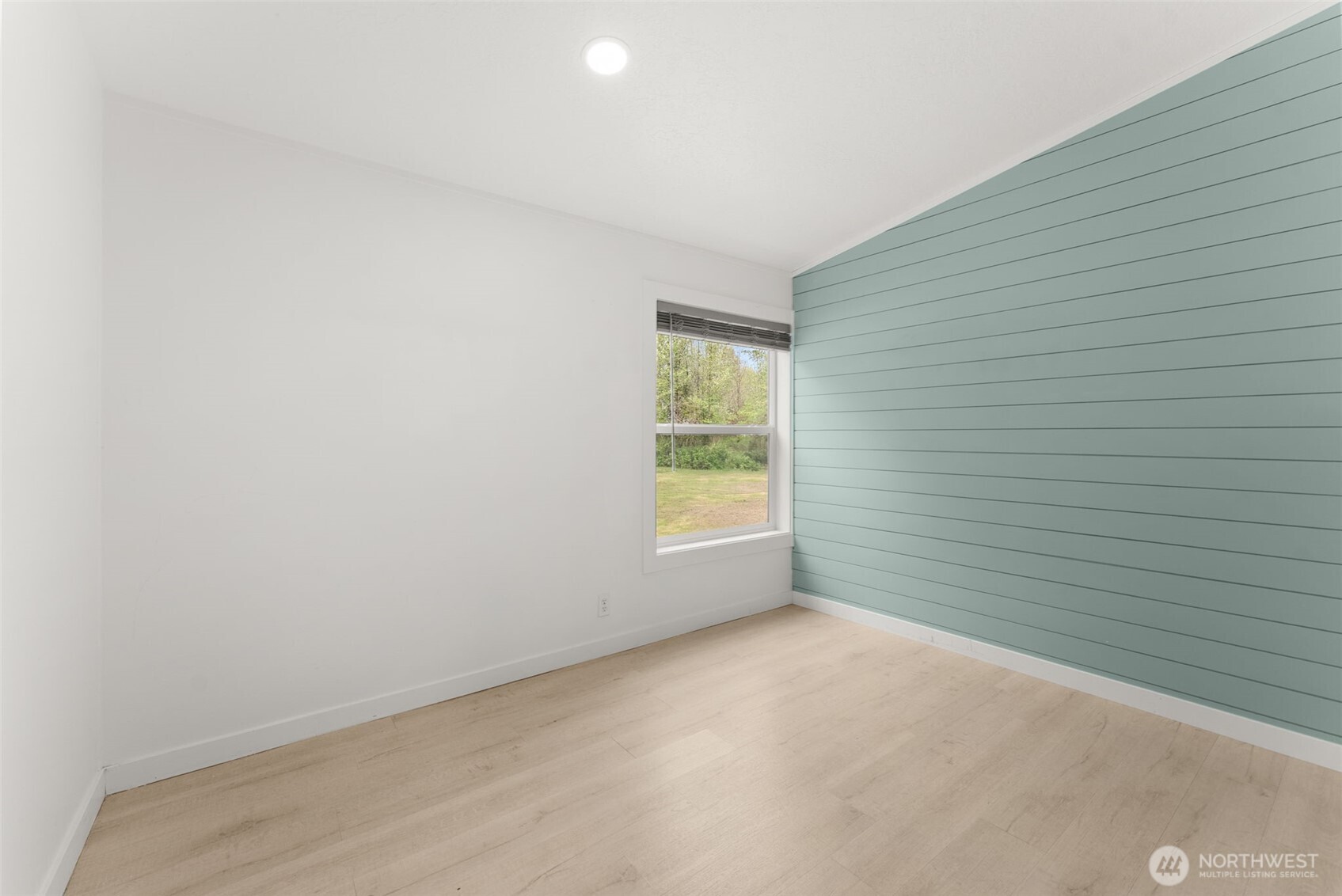 11215 180th Lane Southwest Rochester, WA 98579 - Photo 15 of 33