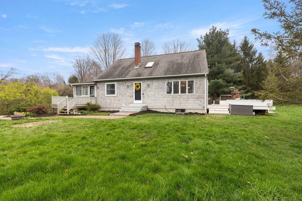 25 Uptack Road Groveland, MA 01834 - Photo 2 of 41
