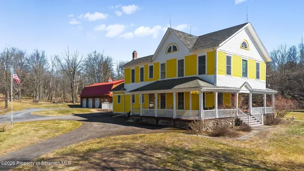 $759,900 | 307 Lily Lake Road, Dalton, PA 18414