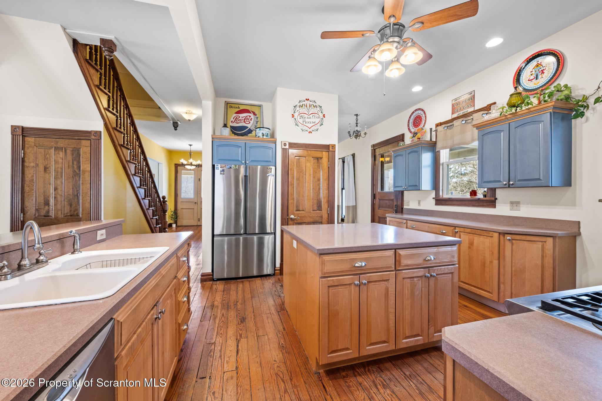 307 Lily Lake Road Dalton, PA 18414 - Photo 16 of 31 Kitchen