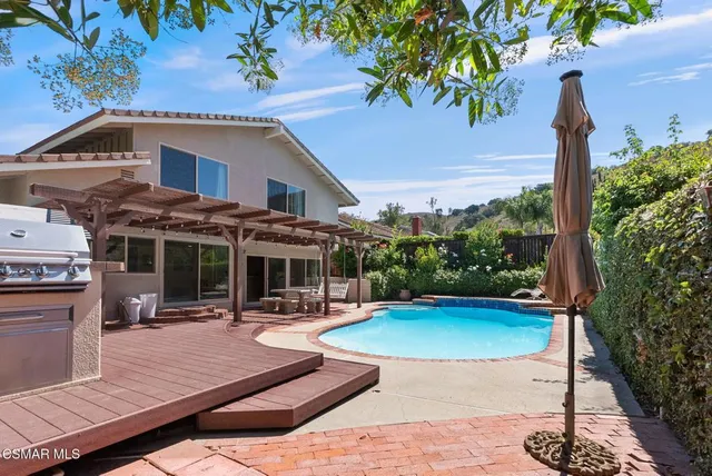 $1,400,000 | 2910 Bear River Court, Westlake Village, CA 91362